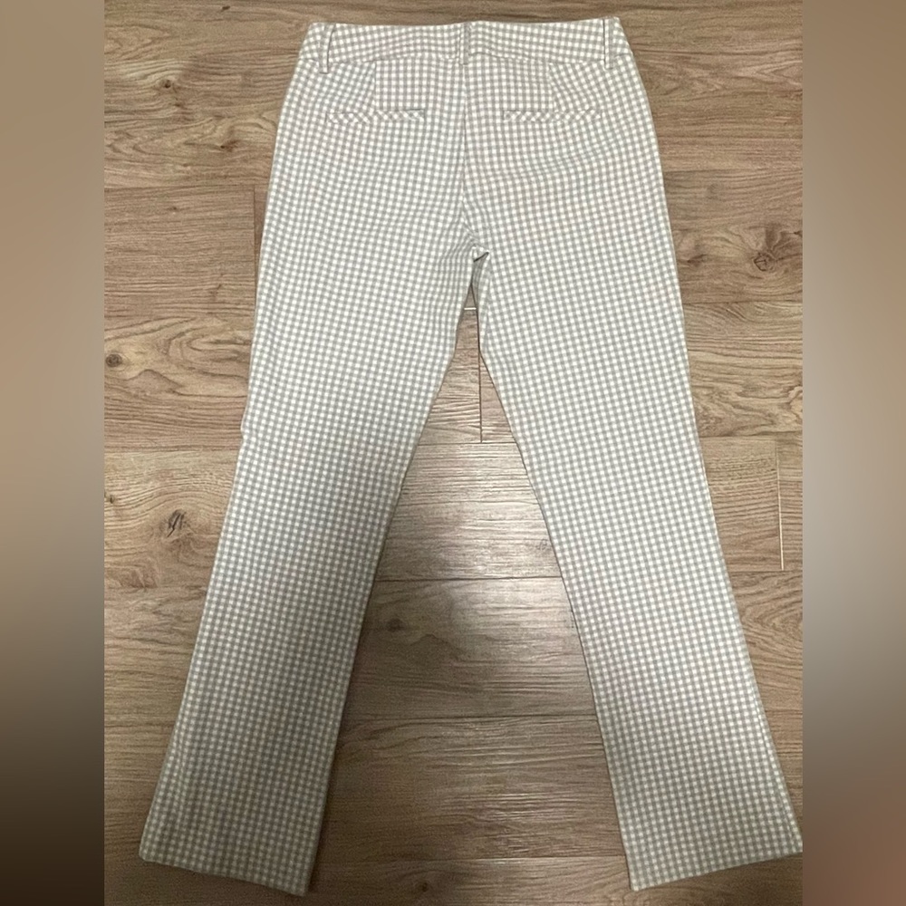 Express Columnist Size 2r. Gray And White. - image 2